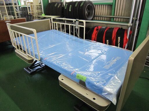 【中古】介護ベッド　楽匠プラス　3モーター低床　パラマウントベッド
