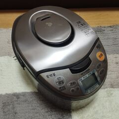 炊飯器　IHジャー　3合炊き　三菱　NJ-LH064-R形　配達可能