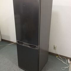 （6/17受渡済）JT8881【TCL 2ドア冷蔵庫】美品 2023年製 F173BFN 家電 キッチン 冷蔵冷凍庫 右開き 173L