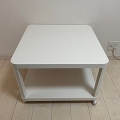 美品　IKEA キャスター付きテーブル