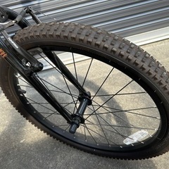 ヨツバサイクル マウンテンバイク 22インチ 子ども用 走行少なめ 倉庫