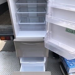 NO 167 福岡市内配送設置無料 日立 HITACHI 冷凍冷蔵庫 まんなか野菜