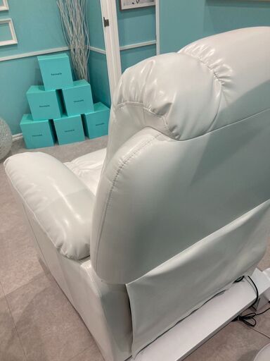 SHIFFON(シフォン)サロン用電動リクライニングチェア アイボリー  