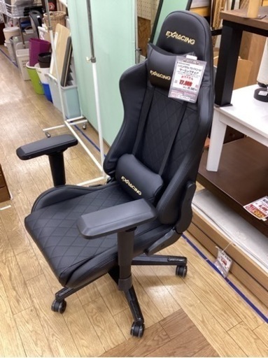 KF-1【新入荷　リサイクル品】EXRACING ハイエンドモデル　ゲーミングチェア　黒