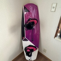 6月16日まで‼️ウェイクボードとブーツのセット