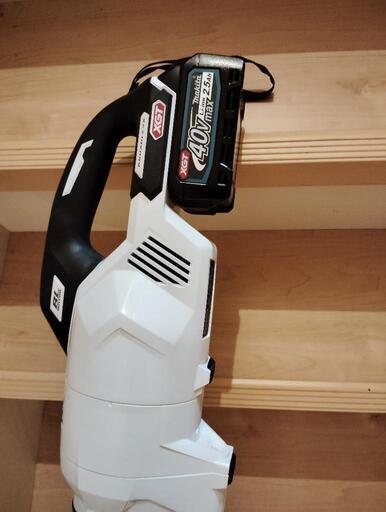 マキタ充電式掃除機 CL003GWDW\n\n