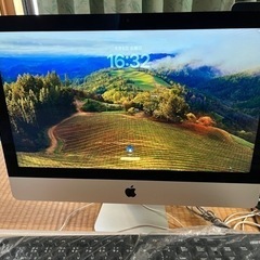 パソコン デスクトップパソコン　iMac 21.5インチ　201...