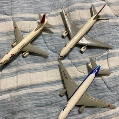 JAL 飛行機　おもちゃ