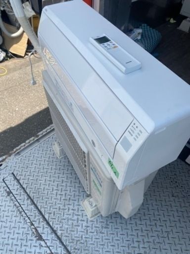 工事込み金額‼️ 2019年式 富士通ゼネラル FUJITSU GENERAL AS-J22C-W [人感センサー搭載エアコン （6畳・100V対応） ホワイト Jシリーズ]