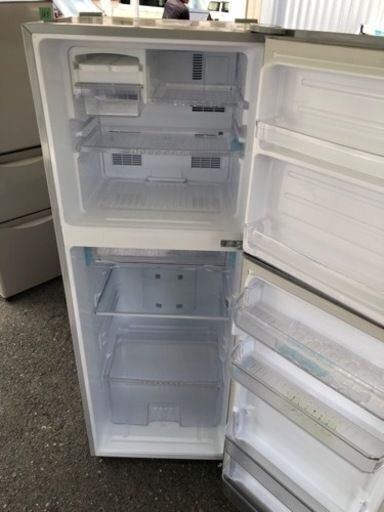 福岡市内配送無料 シャープ SHARP SJ-23Y-S [冷蔵庫（225L・右