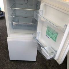 NO 161 福岡市内配送設置無料　2022年式 冷蔵庫 ガラスホワイト HR-G13C-W [幅48.1cm /135L /2ドア /右開きタイプ