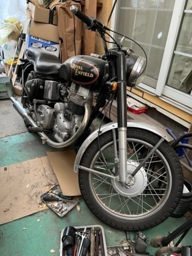 ロイヤルエンフィールドブリット350\n