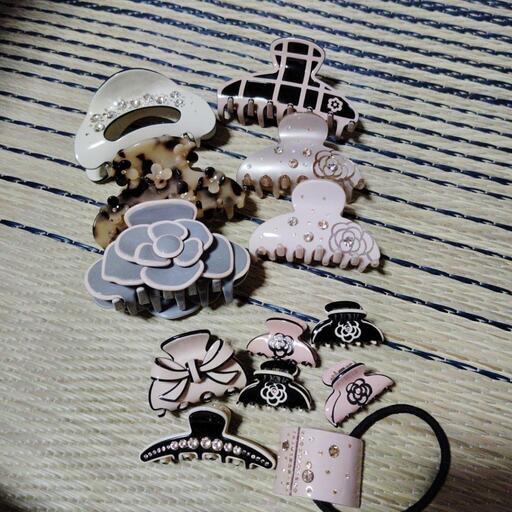 アクセサリー　ヘアークリップ