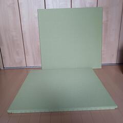 (畳屋さんが作った)正方形に近い畳です。　　インテリア:家具