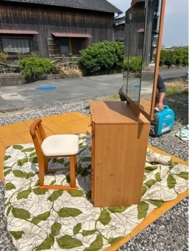 ドレッサー