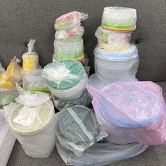 未使用 タッパーウェア 100個以上 大量 まとめ売り デコレーター トレイ 丸 四角 三角カップ 保管品 保存容器 密閉容器 Tupperware 札幌市