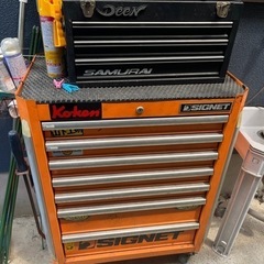 工具キャビネット