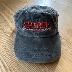 USA. SHARPE CAP