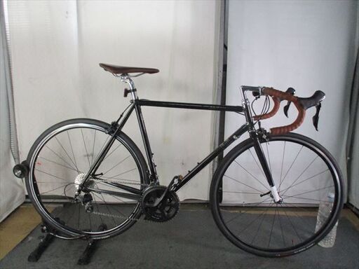 Ｄ563★138000円★整備済み スポーツ中古自転車 FUJI　シナリ　105スペック【ロードバイク　黒　54ｃｍ　Ｌサイズ】