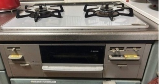 ガラス天板　グリル付二口ガスコンロ　リンナイ　別新品ガスコンロの箱に梱包済みで郵送可能
