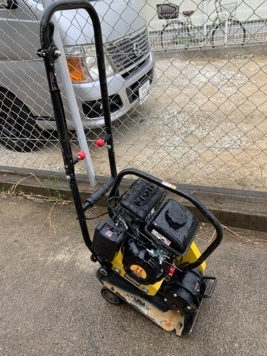 ハイガー　エンジン式　転圧機　プレートコンパクター
