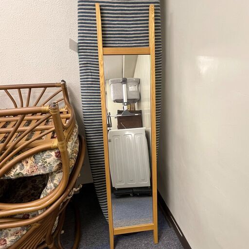【中古品】IDEE イデー SLEIGH MIRROR IPFX-0330 スタンドミラー ミラー スレイミラー タモ無垢材フレーム 姿見 立て掛け式 スタイルミラー