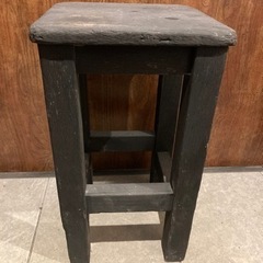 四角椅子　木製　チェア　スツール　レトロ　アンティーク