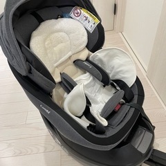 チャイルドシート+水拭き掃除機