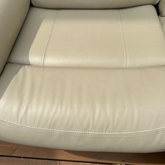  【極美品2024年購入品！】2人掛け電動リクライニングソファ(Nビリーバ2 革BE)定価129,900円