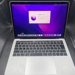 Apple MacBook Pro 2017 Touch Ber...