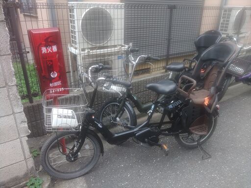 Ｆ13土日も️お子様と土足のままいろいろなタイプの電動自転車ご試乗可能  ️電動自転車・リサイクル専門店　　ご試乗をしてから、ご購入できます。  ２０インチ、チャイルドシート、２人乗り、３人乗り、１人乗り電動自転車  バカ良心的な電動自転車屋１００日間・安心の無料点検・️無料交換保証サービス付き  後ろチャイルドシートを大きめのかごに変更のオプション無料です。  バッテリーは新品の９０％以上の性能です。  １回の充電で３０Ｋｍ