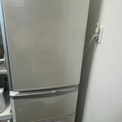【奈良市】三菱ノンフロン冷凍冷蔵庫 370L MR-C37R-W...