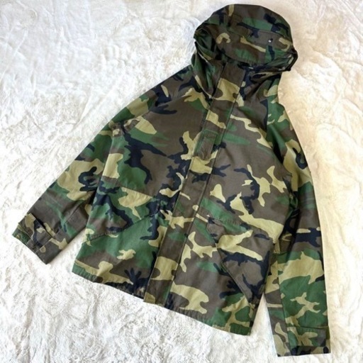 ミリタリージャケット　米軍　実物　放出品　カモフラ柄　迷彩　ゴアテックス　キャンプ　\nアウトドア