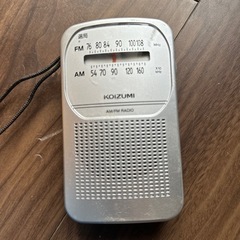 携帯ラジオ