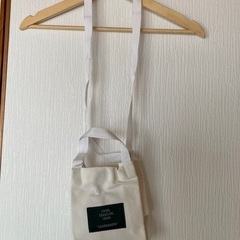 新品未使用のかばん200円です。来週処分します。