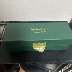 ドンペリ　シャンパン　箱付き　1992　