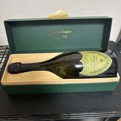 ドンペリ　シャンパン　箱付き　1992　