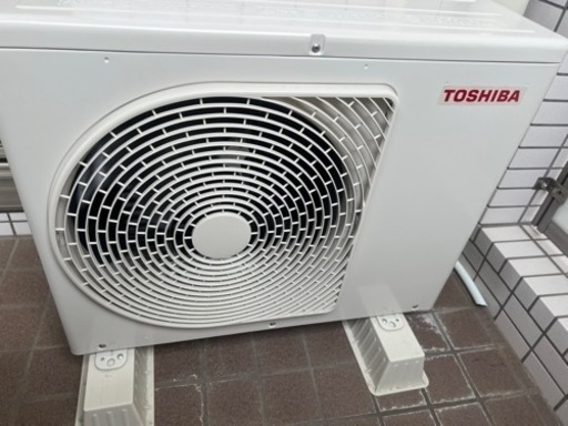 東芝ルームエアコン RAS-2212TM 2023年製 東芝ルームエアコン RAS-2212TM 2023年製