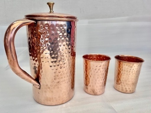 〈新品〉銅 水差し ピッチャー コップ2個 アーユルベーダ インド製　手打ち