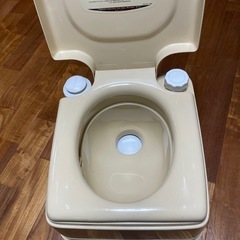 【ネット決済】未使用　ポータブル水洗トイレ用品 ベビー用品 おむ...