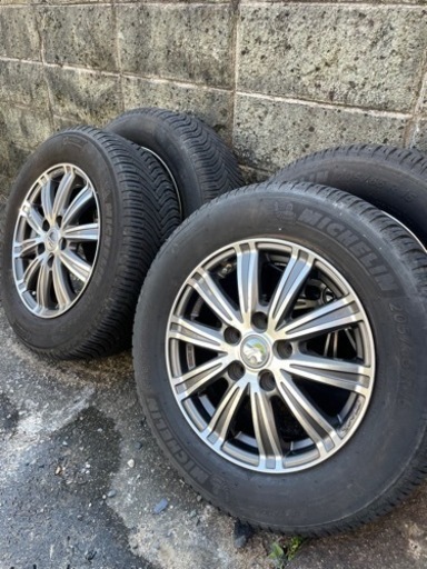 フォーシーズンズ  2019年式　サイズ　205/65R15 MICHELIN CROSSCLIMATE\n　 4本