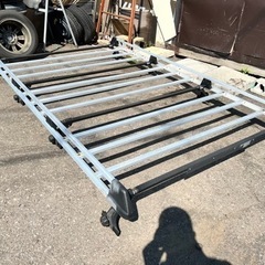 THULE ルーフラック　キャリア　