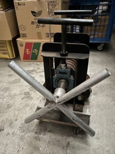 山九 D型ガイドの3本ロールベンダー - その他 