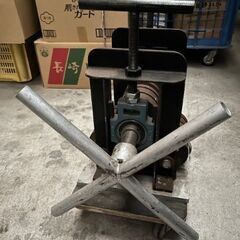 山九　D型ガイドの3本ロールベンダー 山九 D型ガイドの3本ロールベンダー