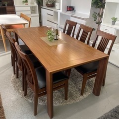 関家具ダイニングテーブル　椅子6点付き