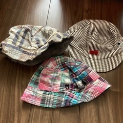 子供用品 キッズ用品 子供用ファッション小物　帽子　3つ