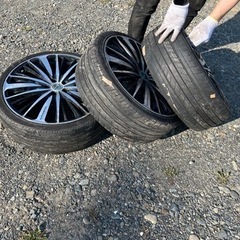 7本まとめてお願いします！　100pcd プリウス　19インチ