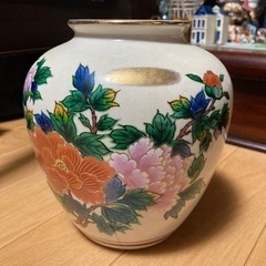 九谷焼の花瓶です 生活雑貨 家庭用品 ガーデニング