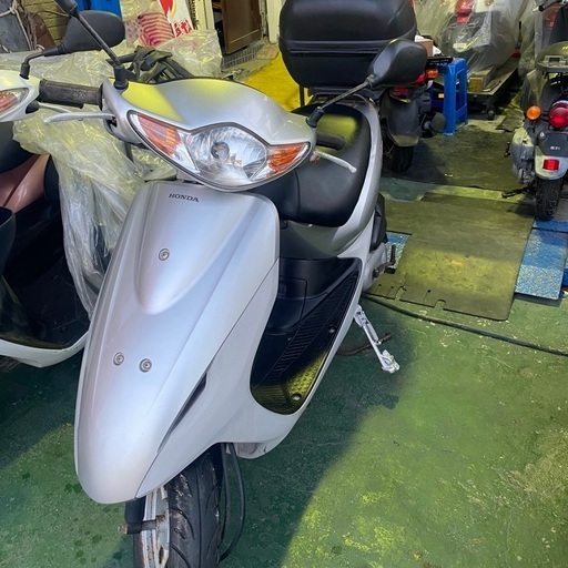 ホンダ・ＤiO・４サイクル・水冷エンジン・バッテリー・交換して渡します。