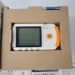 オムロン　携帯型　心電図計　
